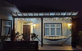 Beautiful Villa With Parking 5 Mins To One Nz Stadium